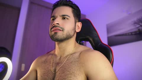 Snapshot of rick_smith153 chatting on December 13, 4:54 am Rick online show from December 13, 4:54 am