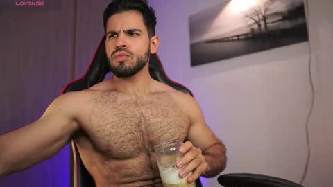 Snapshot of rick_smith153 chatting on November 5, 4:12 am Rick online show from November 5, 4:12 am