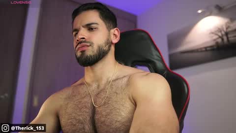 Snapshot of rick_smith153 chatting on November 6, 3:29 am Rick online show from November 6, 3:29 am