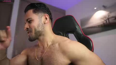 Snapshot of rick_smith153 chatting on November 19, 3:50 am Rick online show from November 19, 3:50 am