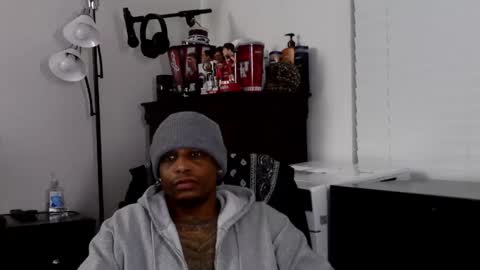 Snapshot of rickavelli chatting on May 31, 2:42 am Rick online show from May 31, 2:42 am