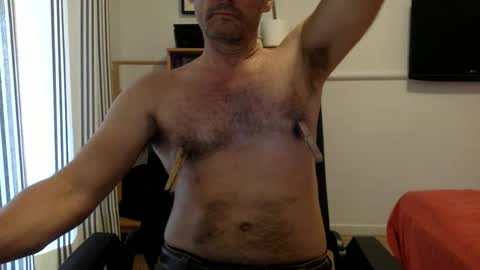 Snapshot of rickcamman chatting on November 17, 9:59 am Rick online show from November 17, 9:59 am