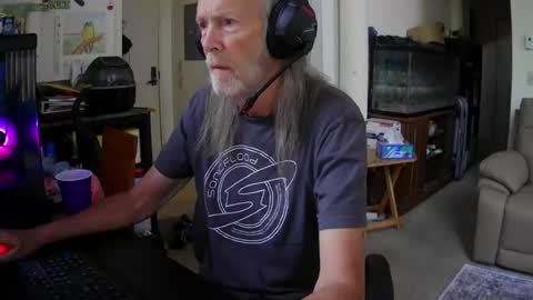 Snapshot of rickl56 chatting on July 23, 9:35 pm rickl56 online show from July 23, 9:35 pm