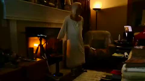 PINK HOLE TWINK online show from February 20, 5:01 am