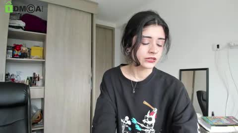 Snapshot of rickydicot_13 chatting on December 19, 8:49 pm RickyDicot 13 online show from December 19, 8:49 pm