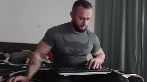 rickymiami1 online show from December 7, 3:52 pm