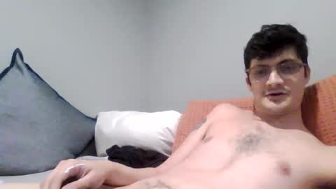 Ricky online show from October 29, 1:41 am