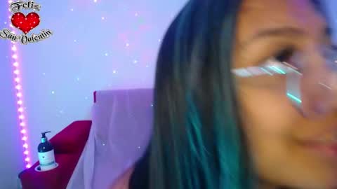 Snapshot of ricura_mily chatting on March 3, 8:05 am milena online show from March 3, 8:05 am