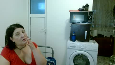 Snapshot of ridemerafsuzana chatting on December 4, 12:03 pm Ridemeraf online show from December 4, 12:03 pm