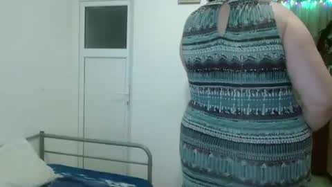 Snapshot of ridemerafsuzana chatting on January 26, 7:31 pm Ridemeraf online show from January 26, 7:31 pm