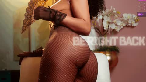 Sara online show from December 6, 1:11 pm