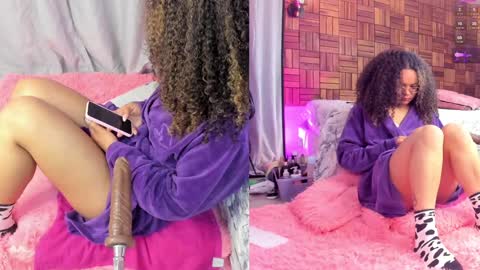 Sara online show from December 9, 1:02 pm