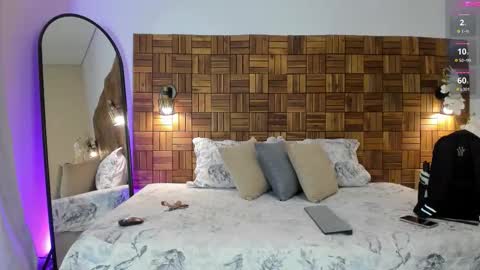 Sara online show from November 6, 10:16 am