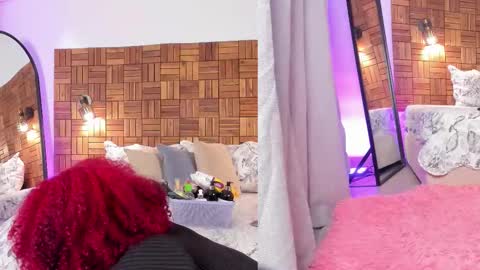 Sara online show from December 1, 10:09 am