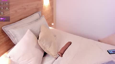 Sara online show from February 20, 10:05 am