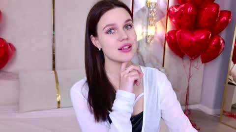 Rihanna online show from February 6, 5:27 pm