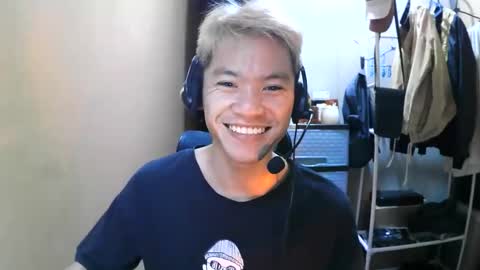 riiichie12 online show from November 8, 10:19 pm