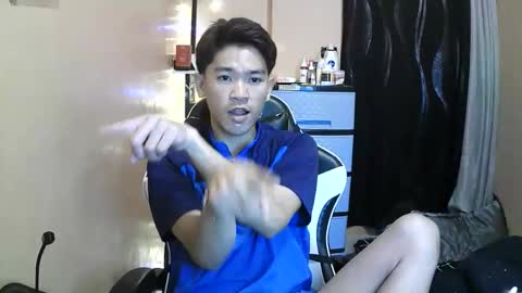 Snapshot of riiichie12 chatting on February 13, 6:26 pm riiichie12 online show from February 13, 6:26 pm