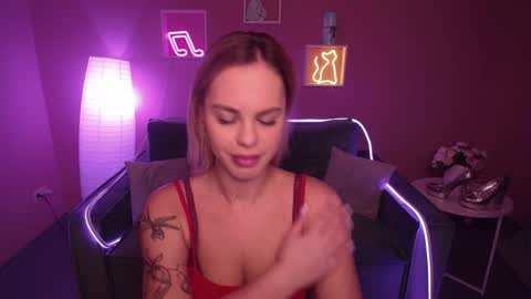 Rika online show from January 24, 7:30 am