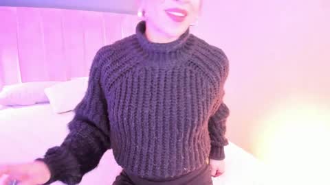 Riley online show from April 5, 2:09 am