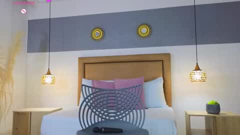 Riley Sierra online show from January 18, 12:26 pm