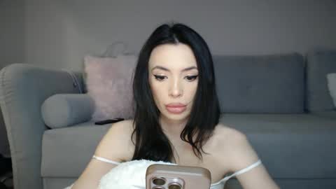 RileyEve online show from January 8, 12:24 am