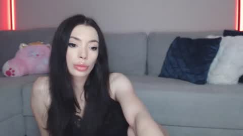 Snapshot of rileyeve chatting on July 5, 10:28 pm RileyEve online show from July 5, 10:28 pm