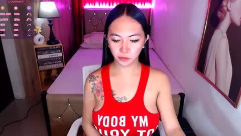 Riley online show from December 9, 11:26 am