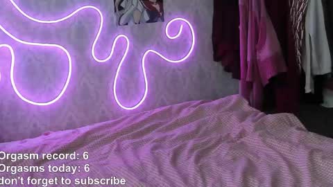 Snapshot of rileynymph chatting on May 2, 3:55 am My name is Riley Like my broadcast pls 3 online show from May 2, 3:55 am