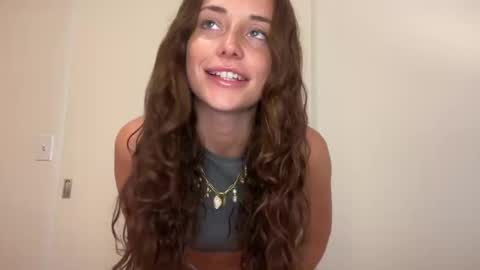 Snapshot of rileysmitheree chatting on May 21, 5:09 pm Riley online show from May 21, 5:09 pm