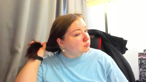 rina16 online show from November 4, 10:25 am