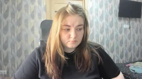 rina16 online show from March 14, 4:45 pm