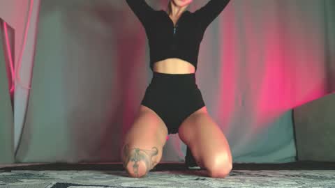 Snapshot of rinacain chatting on September 12, 2:22 am RINA online show from September 12, 2:22 am