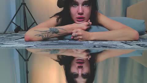 Snapshot of rinacain chatting on September 15, 2:11 am RINA online show from September 15, 2:11 am