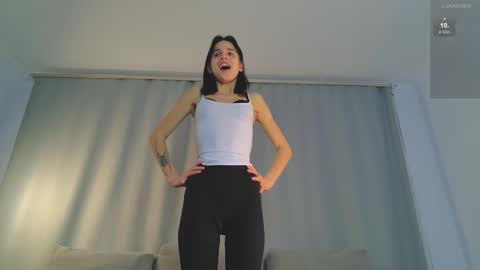 Snapshot of rinacain chatting on October 26, 7:03 am RINA online show from October 26, 7:03 am