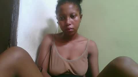 rinah654271 online show from March 1, 7:10 am