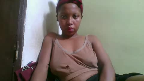 rinah654271 online show from March 27, 8:26 am