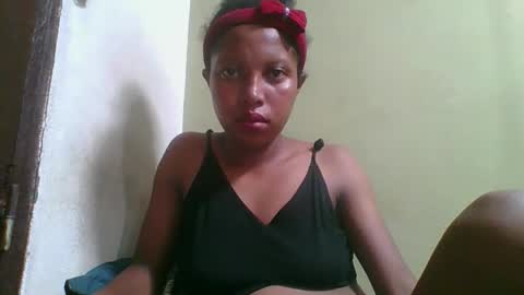 rinah654271 online show from April 19, 6:32 pm