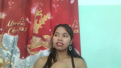 Snapshot of rinah856024 chatting on March 2, 7:21 am rinah856024 online show from March 2, 7:21 am