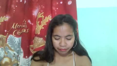 Snapshot of rinah856024 chatting on March 5, 11:17 am rinah856024 online show from March 5, 11:17 am