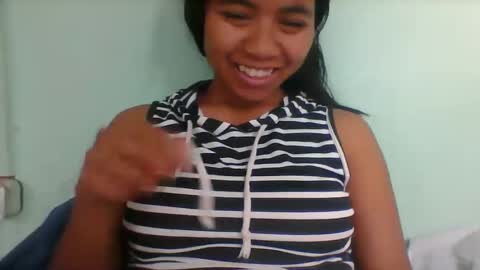 Snapshot of rinah856024 chatting on September 29, 3:28 pm rinah856024 online show from September 29, 3:28 pm