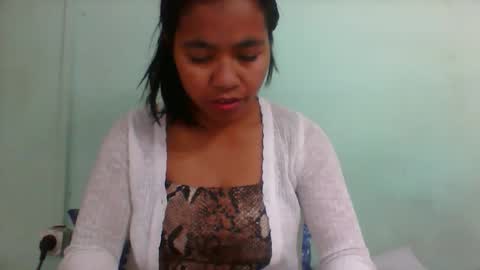 Snapshot of rinah856024 chatting on October 2, 5:14 am rinah856024 online show from October 2, 5:14 am