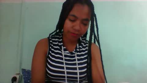 Snapshot of rinah856024 chatting on October 9, 6:44 am rinah856024 online show from October 9, 6:44 am