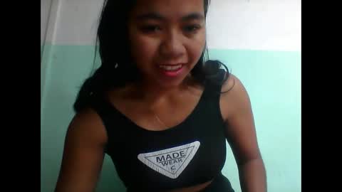 Snapshot of rinah856024 chatting on November 4, 4:22 am rinah856024 online show from November 4, 4:22 am