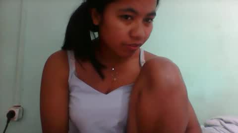 Snapshot of rinah856024 chatting on November 13, 3:00 pm rinah856024 online show from November 13, 3:00 pm