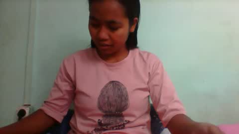 Snapshot of rinah856024 chatting on November 17, 5:13 am rinah856024 online show from November 17, 5:13 am