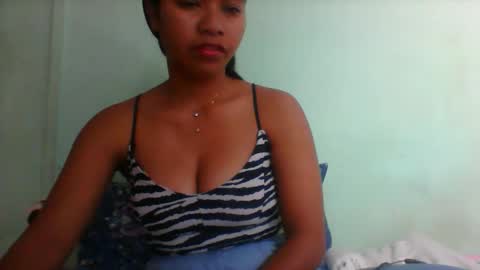 Snapshot of rinah856024 chatting on November 22, 2:54 am rinah856024 online show from November 22, 2:54 am