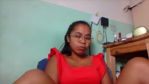 rinah856024 online show from April 29, 7:34 am