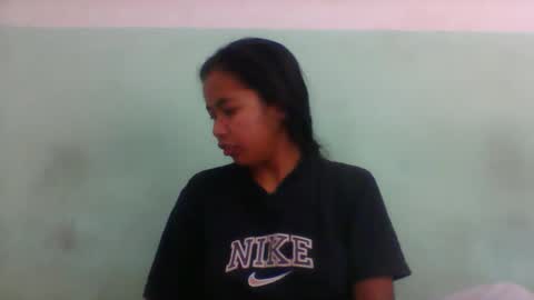 Snapshot of rinah856024 chatting on May 17, 3:04 am rinah856024 online show from May 17, 3:04 am