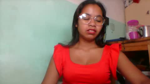 Snapshot of rinah856024 chatting on June 1, 6:15 am rinah856024 online show from June 1, 6:15 am